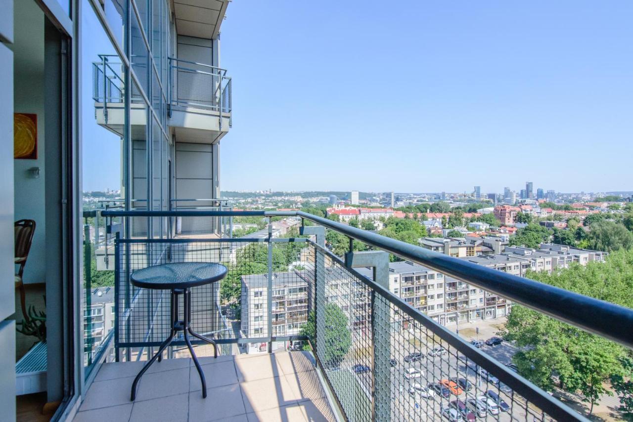 Helios 19 Luxury Vilnius Apartment Kültér fotó