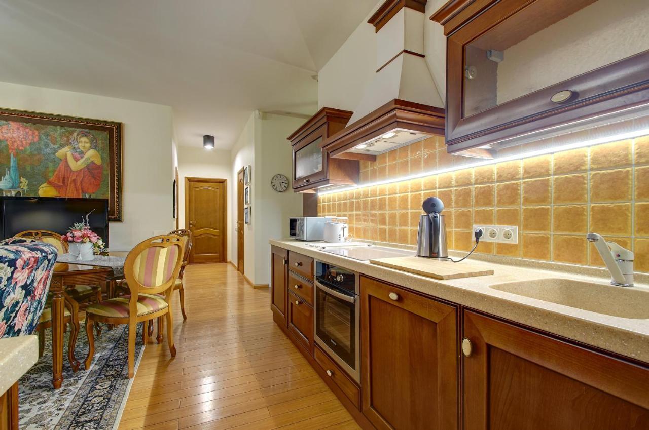 Helios 19 Luxury Vilnius Apartment Kültér fotó