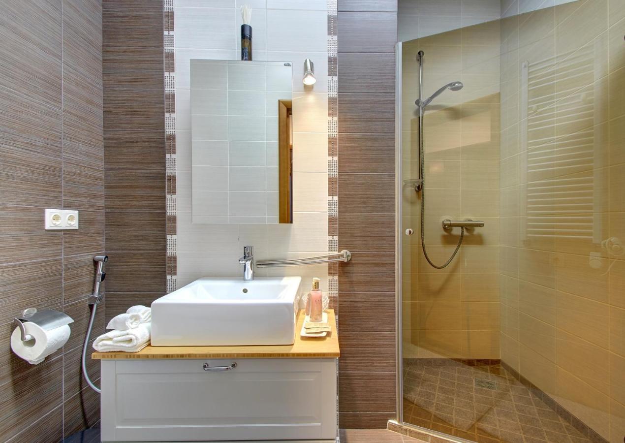 Helios 19 Luxury Vilnius Apartment Kültér fotó